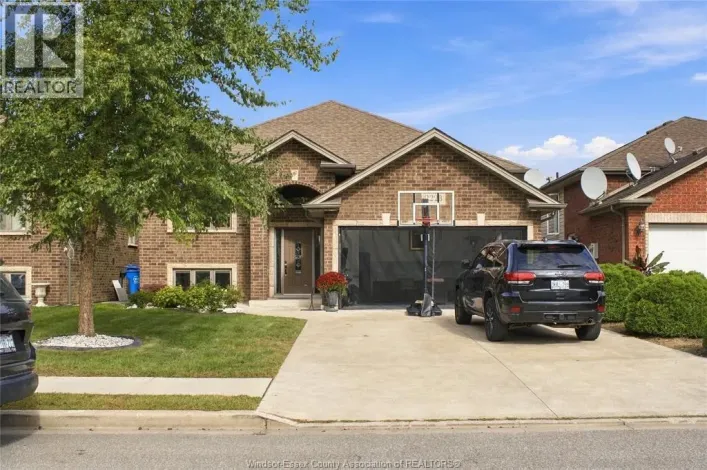 2228 ASKIN AVENUE, Windsor