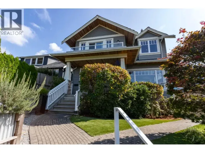 2228 MAHON AVENUE, North Vancouver