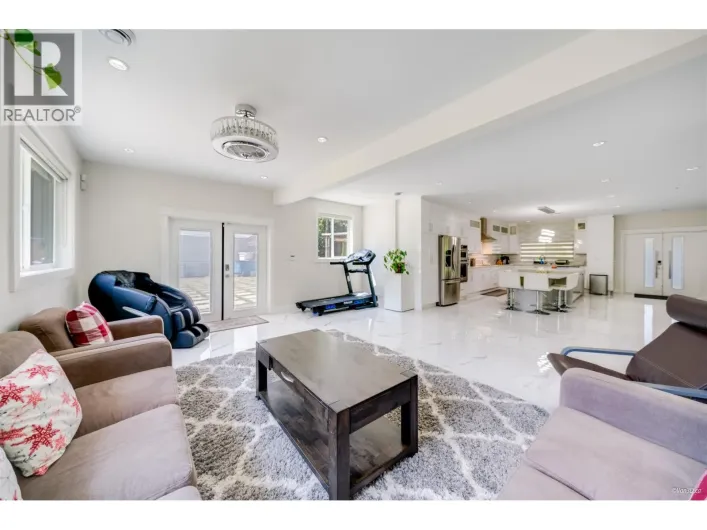 22288 136 AVENUE, Maple Ridge