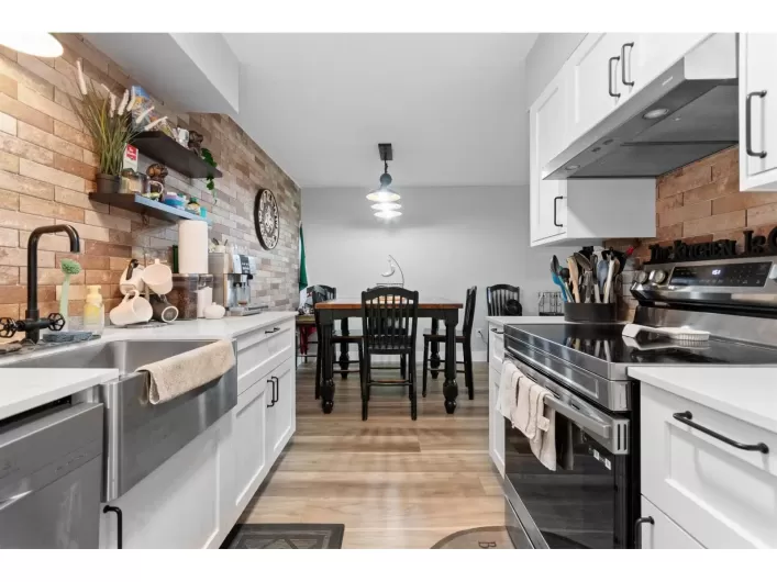 223 45598 MCINTOSH DRIVE|Chilliwack Proper South, Chilliwack