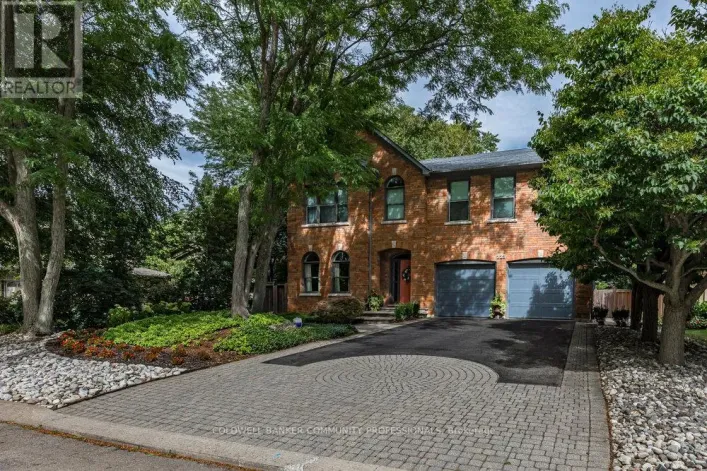 223 BRIAR HILL CRESCENT, Hamilton