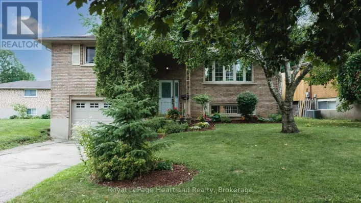 223 KEMP CRESCENT, Stratford