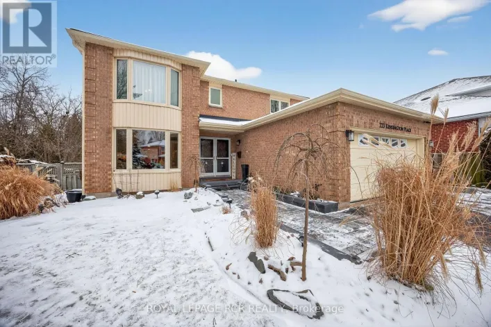 223 KENSINGTON PLACE, Orangeville