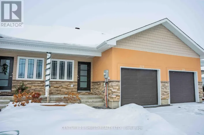 223 THIRD STREET W, Cornwall