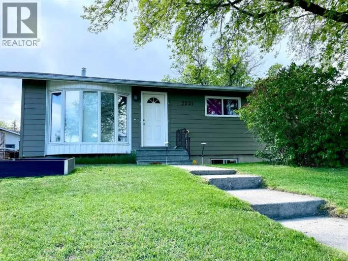 2231 39 Street SE, Calgary