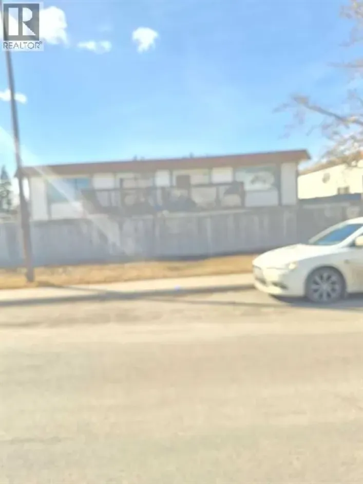 2231 48 Street SE, Calgary