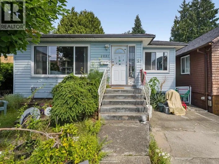2231 E 25TH AVENUE, Vancouver