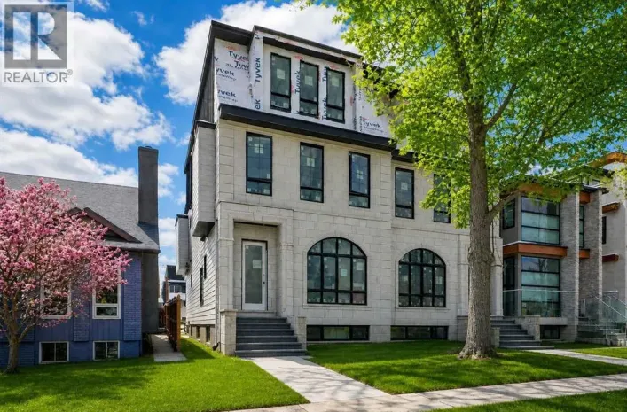2233 2 Avenue NW, Calgary