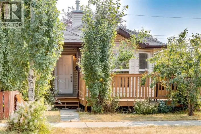 2234 15A Street SE, Calgary
