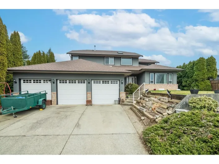 2237 MOUNTAIN DRIVE, Abbotsford