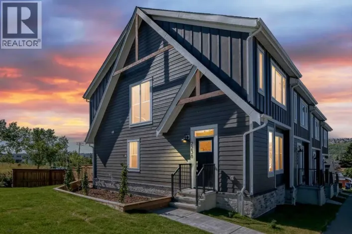 2238 44 Street NW, Calgary