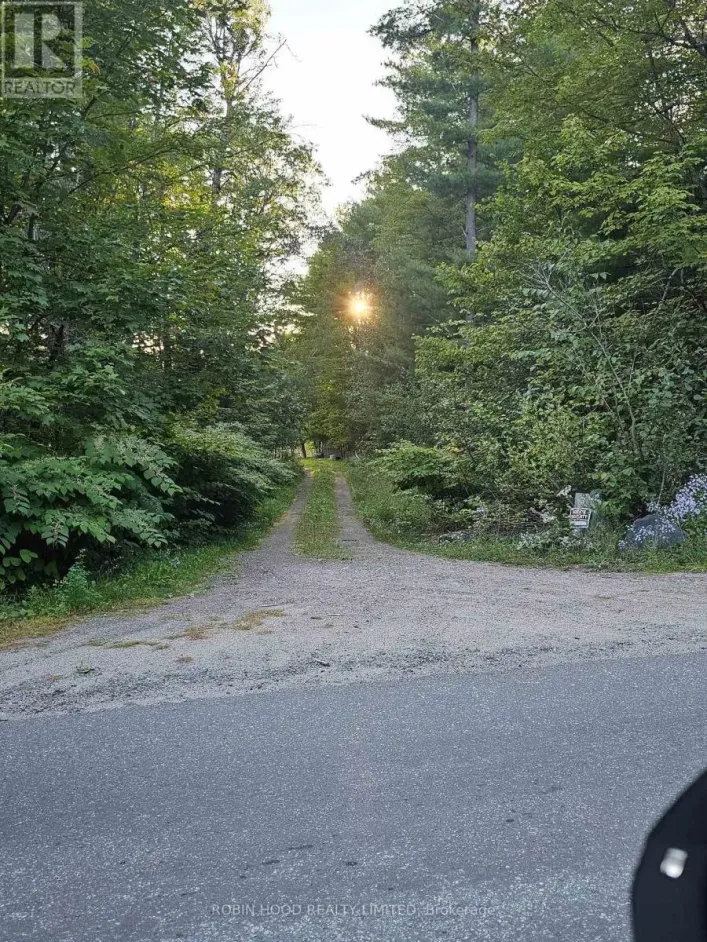 2239 SOUTHWOOD ROAD, Gravenhurst