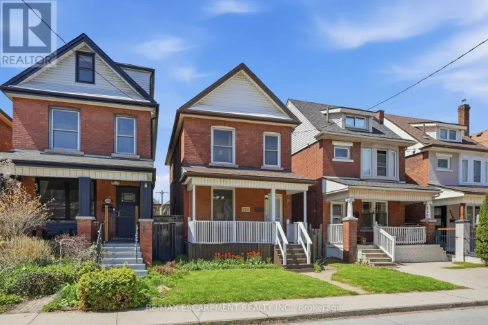 224 BALSAM AVENUE S, Hamilton