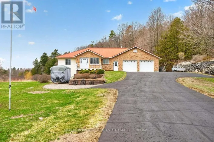 224 BIG HILL ROAD, Leeds and the Thousand Islands