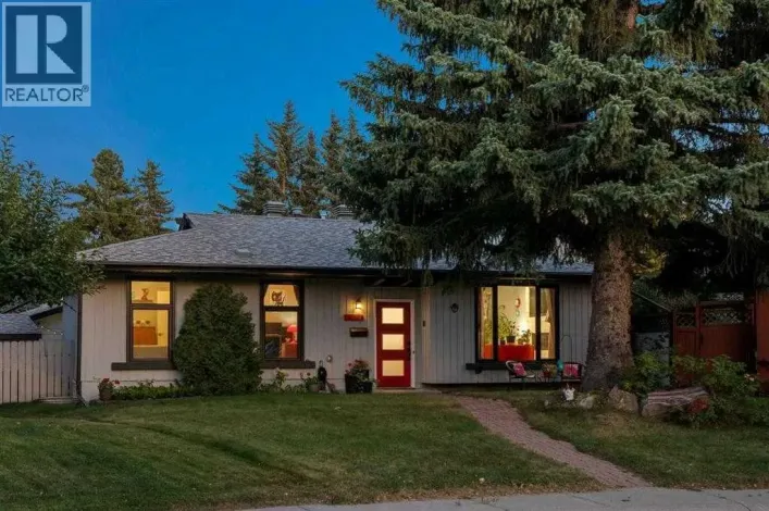 224 Cedarbrae Crescent SW, Calgary