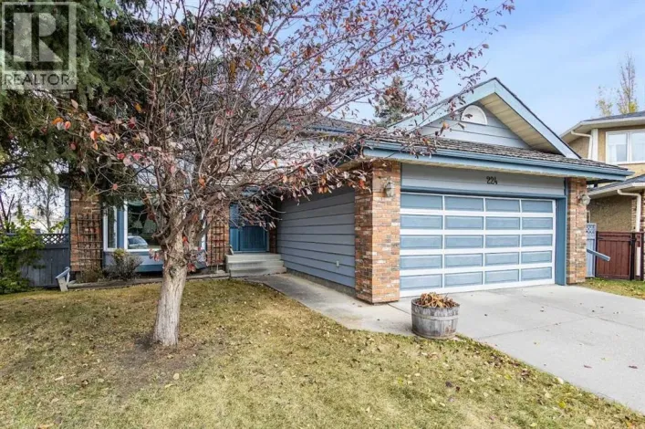 224 Douglas Woods Point SE, Calgary