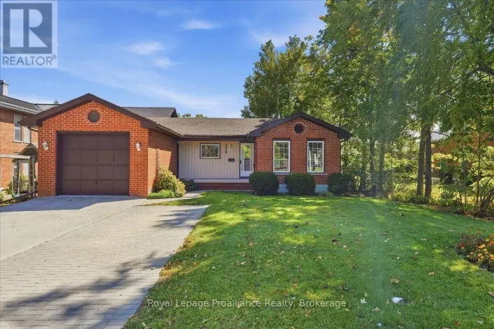 224 DUNDAS STREET W, Greater Napanee