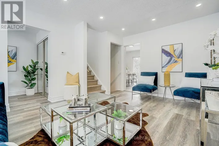 224 HOLLYBERRY TRAIL, Toronto