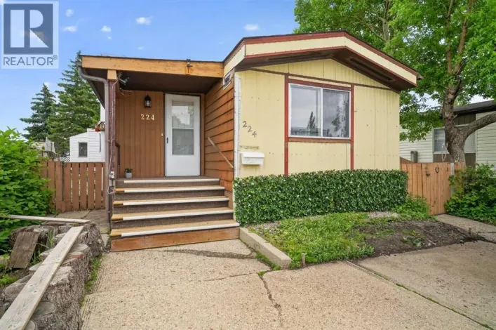 224 Huntwell Road NE, Calgary