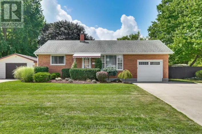224 MCKELLAR STREET, Strathroy-Caradoc