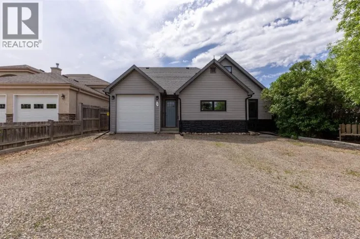 2241 21 Avenue, Coaldale