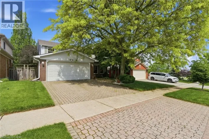 2241 MANSFIELD Drive, Burlington