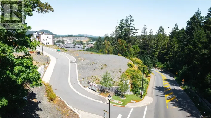 2242 Archer Gate, Langford