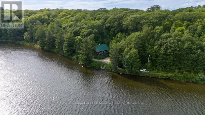 2245 AHMIC LAKE ROAD, Magnetawan