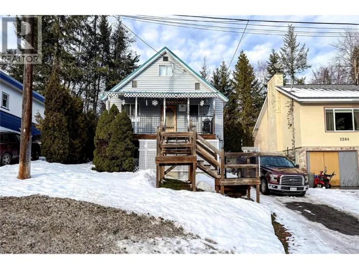 2246 Kootenay Avenue, Rossland