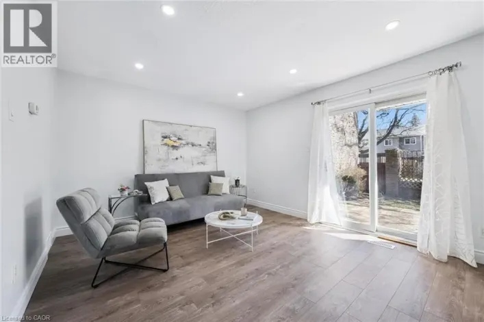 224G HARVARD Place, Waterloo