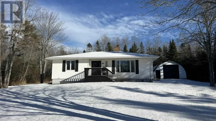 225 2 Highway, Brookfield