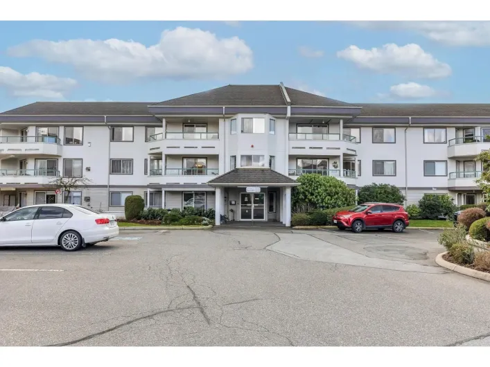 225 2451 GLADWIN ROAD, Abbotsford