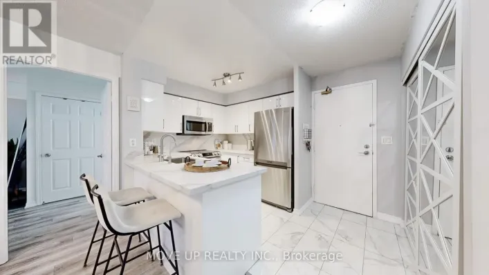 225 - 3 ELLESMERE STREET, Richmond Hill