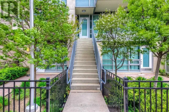 225 - 31 OLIVE AVENUE, Toronto