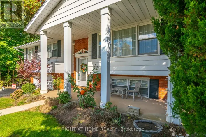 225 ANNE STREET, Niagara-on-the-Lake
