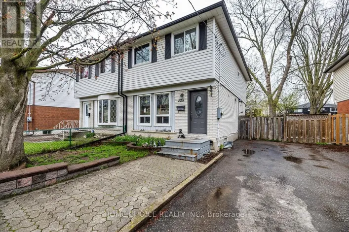 225 BARKLEY CRESCENT, Oshawa