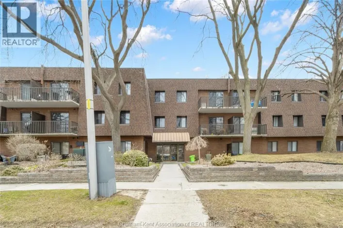 225 CAMPUS PARKWAY Unit# 117, Chatham