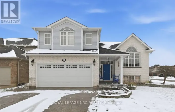 225 COLBECK DRIVE, Welland