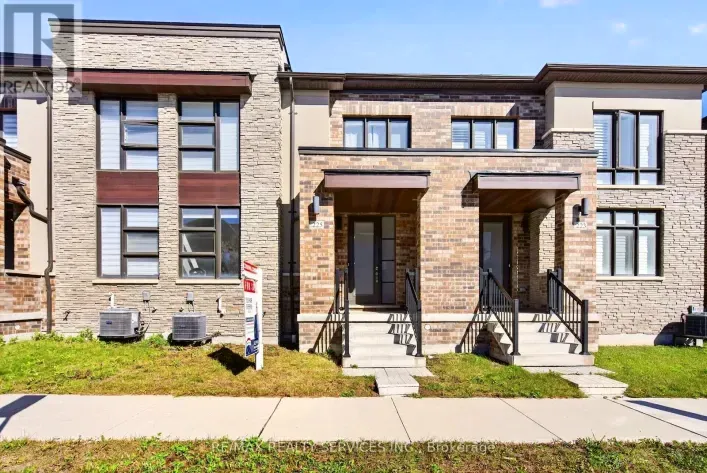 225 CORONATION ROAD, Whitby