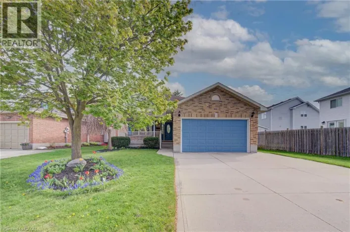 225 DARTMOOR Crescent, Waterloo