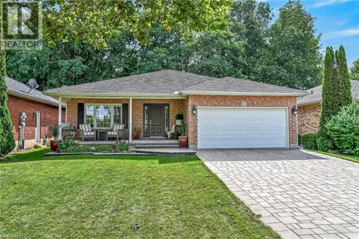 225 DOVER Avenue, Port Dover