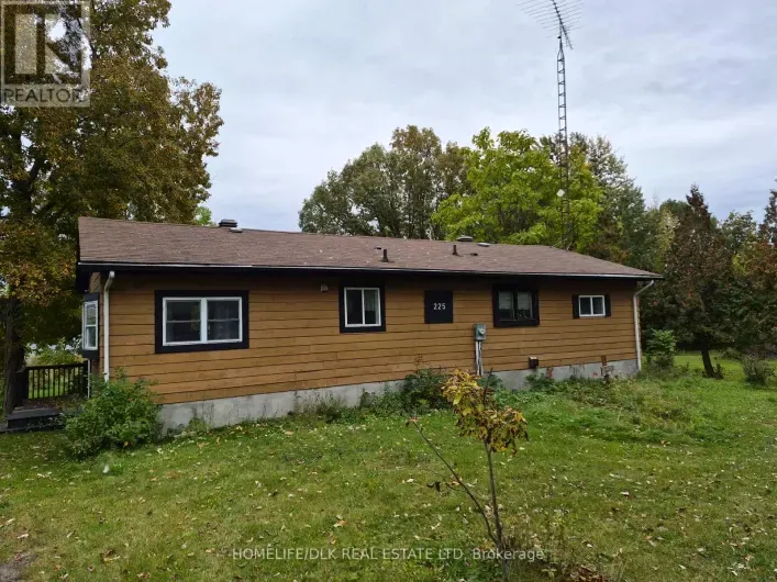 225 JOHNSON BAY LANE, Frontenac Islands
