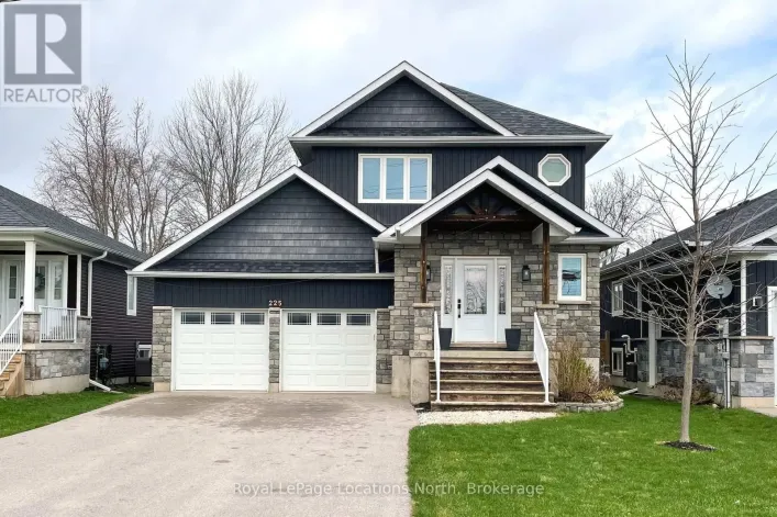225 QUEBEC STREET, Clearview