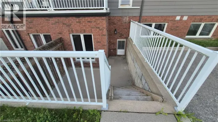 225 RIDDELL Street Unit# 22, Woodstock