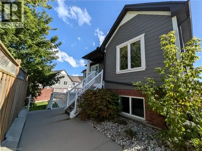 225 RIDDELL Street Unit# 33, Woodstock