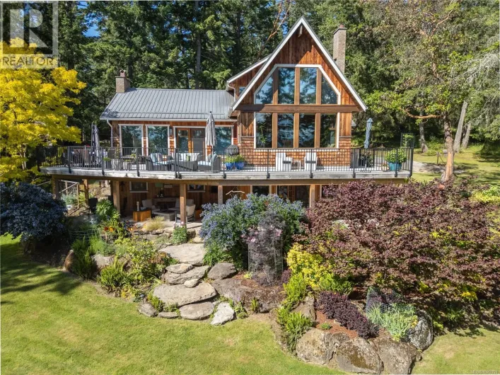 225 Sea Meadow Dr, Gabriola Island