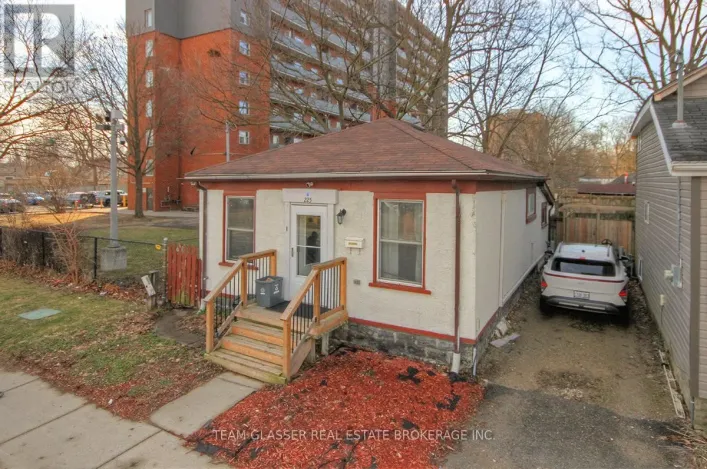 225 SIMCOE STREET, London East