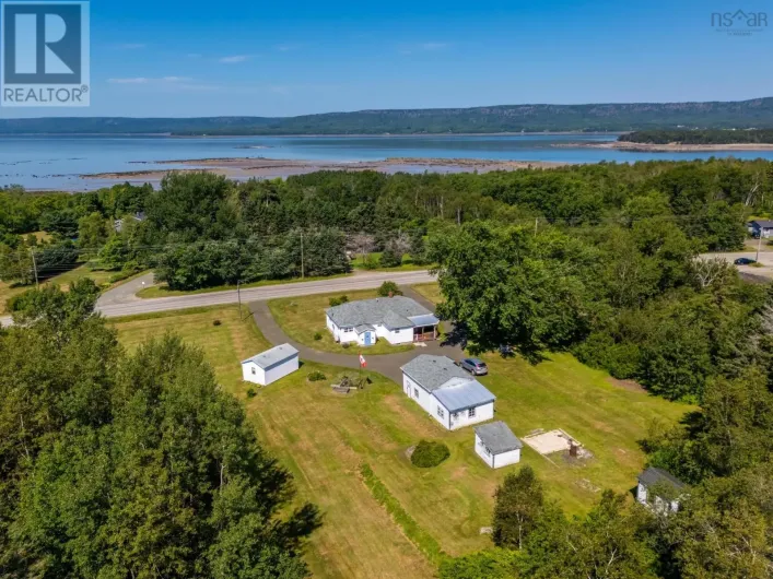 2252 Highway 1, Upper Clements