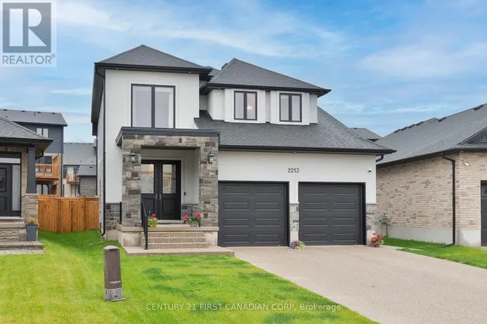 2253 LINKWAY BOULEVARD, London South