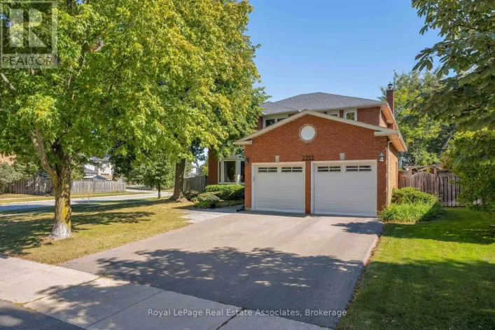 2253 TOWNE BOULEVARD, Oakville